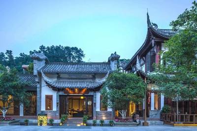 150家顶尖民宿酒店品牌，一场总价值900亿的峰会 30家资本方汇聚，打开美丽新世界的大门